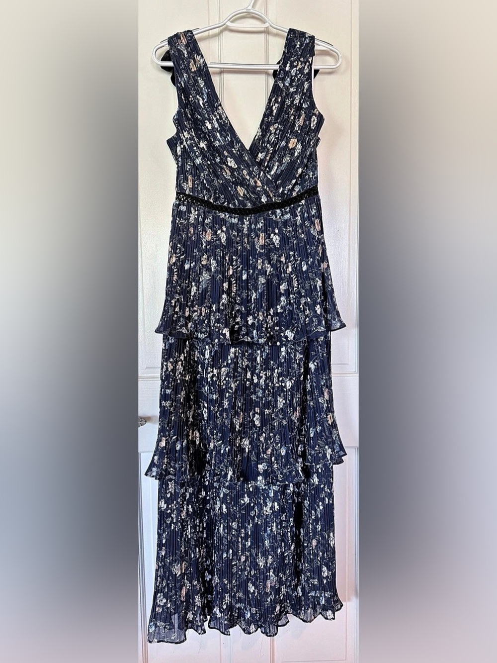 Lulus Vallia Floral Tiered Gown Maxi Dress Blue & Black XL